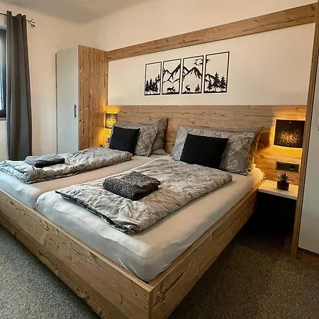 شقة Alp Haus Grossglockner *