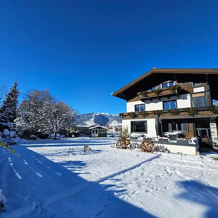 Alp Haus Grossglockner Apartment Bruck an der Grossglocknerstrasse
